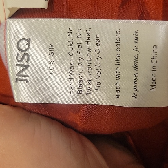 U18 JNSQ 100% Silk Blouse - Picture 12 of 15